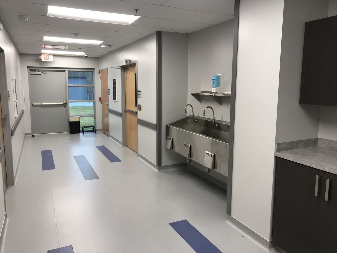 Medical Clinic / Surgery Center: 1507 Linwood Dr, Paragould, AR 72450
